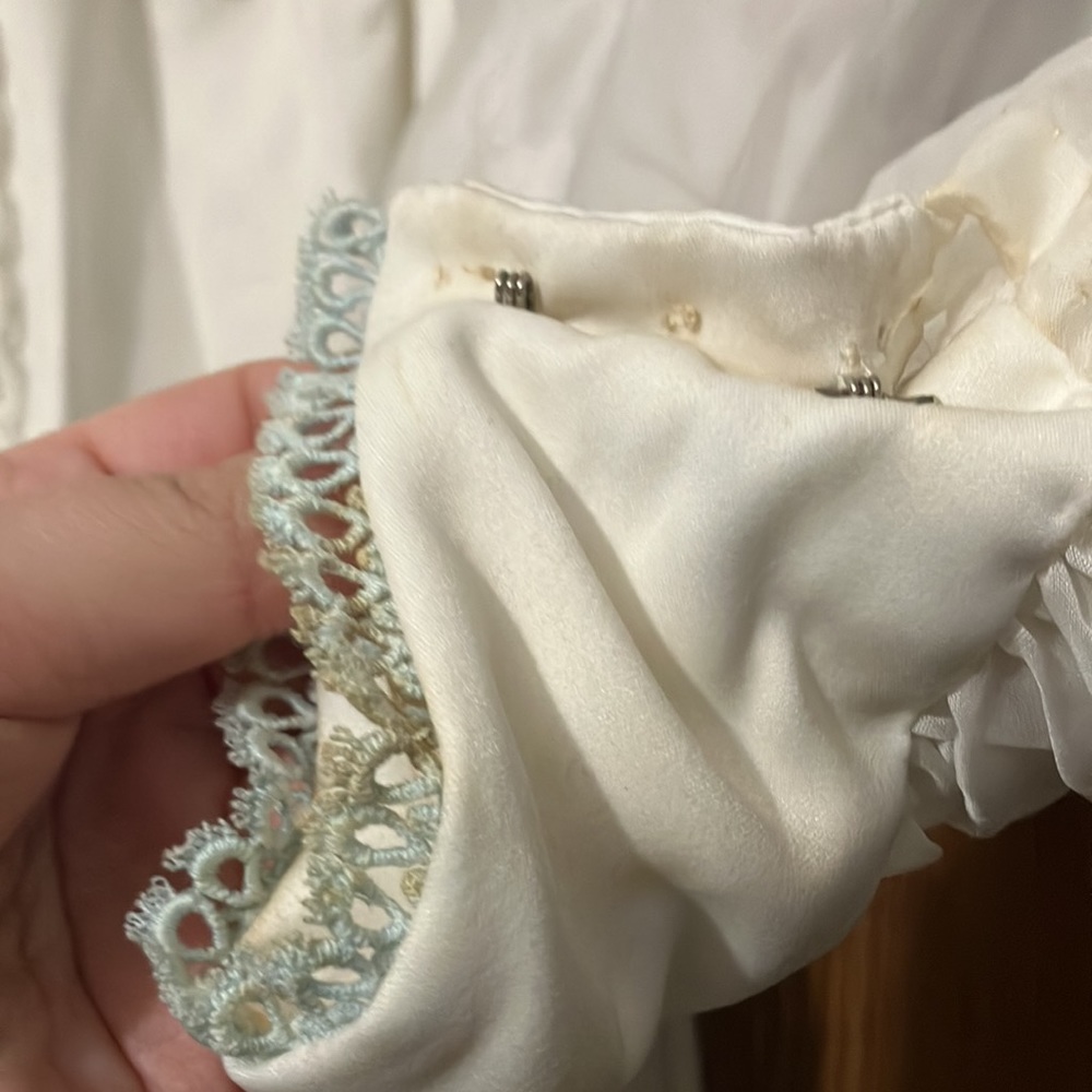 Vintage Handmade 1970s Edwardian Style Wedding Dress with Lace Bow - Picture 10 of 16